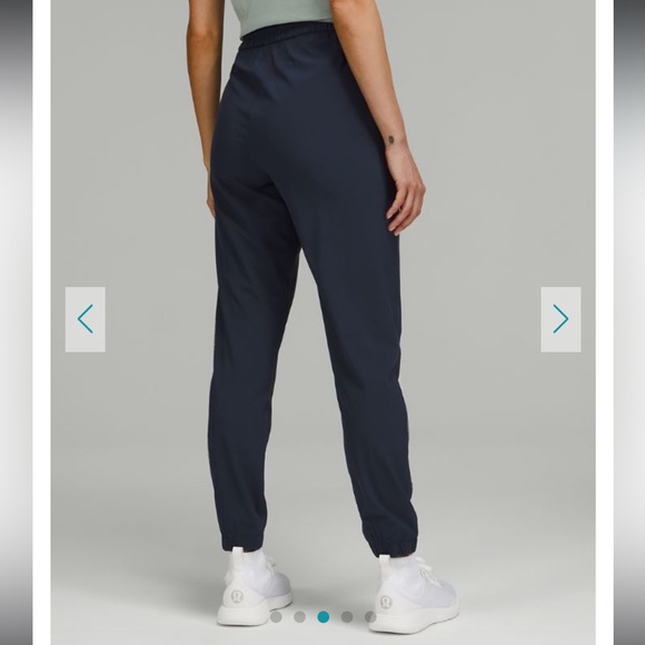 Like New Lululemon Ease Back In High-Rise Pant True Navy Sz.2 - Picture 4 of 9